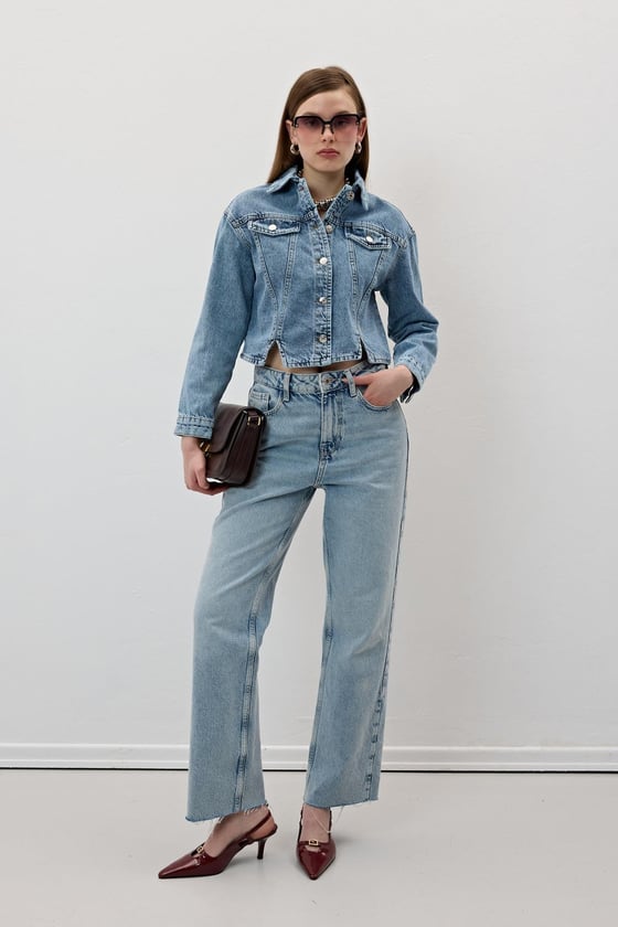 M28-5816-KARYIKAMA-LLEVUREDış GiyimÖnü Düğmeli Yırtmaç Detaylı Kot Ceket KAR YIKAMA