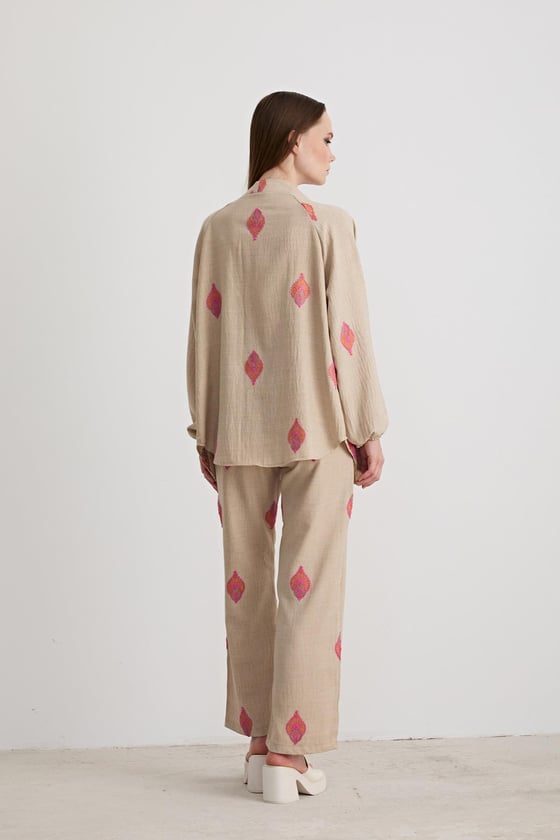 P27-3458-TAŞ-LLEVUREAlt GiyimŞal Desenli Keten Pantolon TAŞ