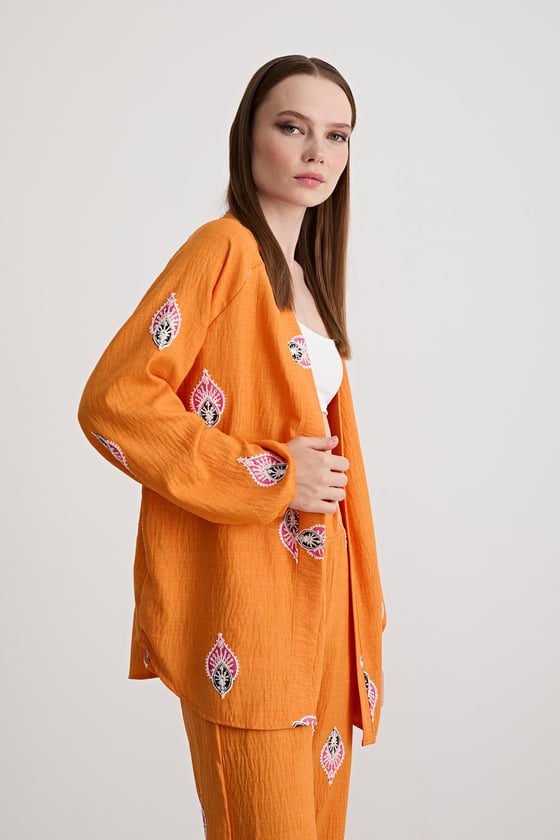 C27-4660-ORANJLEVUREÜst GiyimŞal Desenli Uzun Kollu Ceket ORANJ