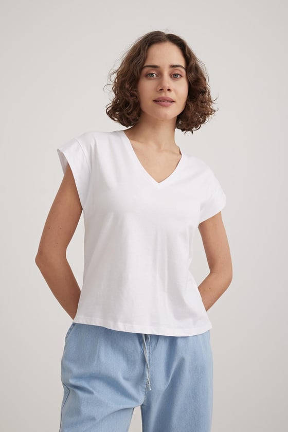 V Yaka Kadın Basic Tshirt BEYAZ