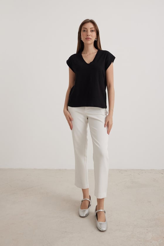 V Yaka Kadın Basic Tshirt SİYAH