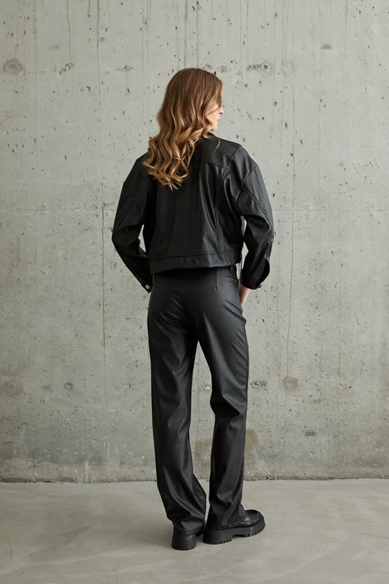 M28-5779-SİYAH-LLEVUREDış GiyimZincir Detaylı Düğmeli Deri Ceket SİYAH