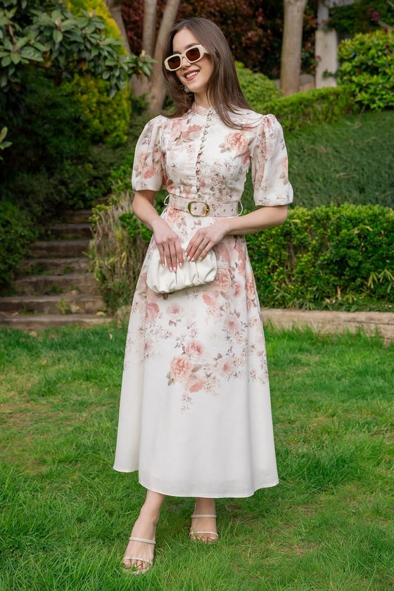 Çiçek Desen Kemerli Elbise - KREM