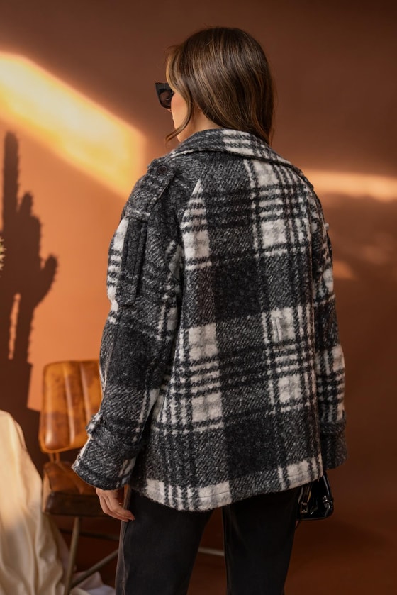 Dokulu Kaşe Kaban - SİYAH