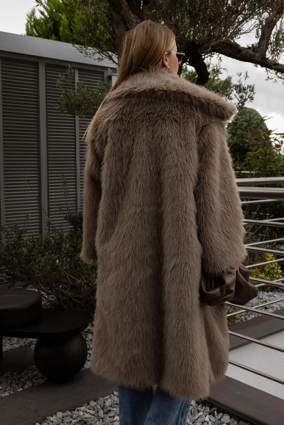 Düğme Kapamalı Kürk - VİZON