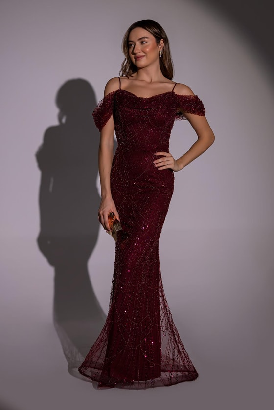 Düşük Omuz Boncuklu Abiye - BORDO