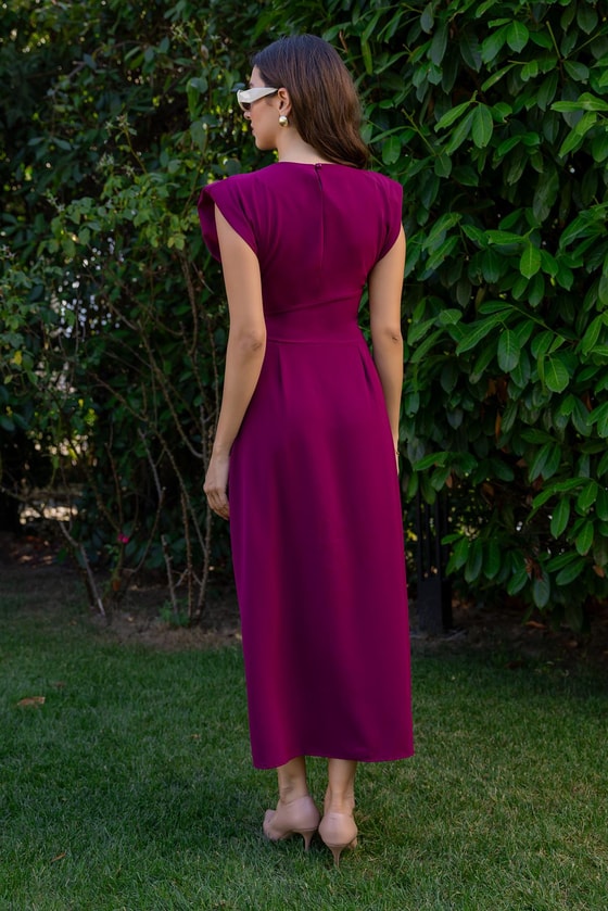 Gold Broşlu Kalem Elbise - BORDO