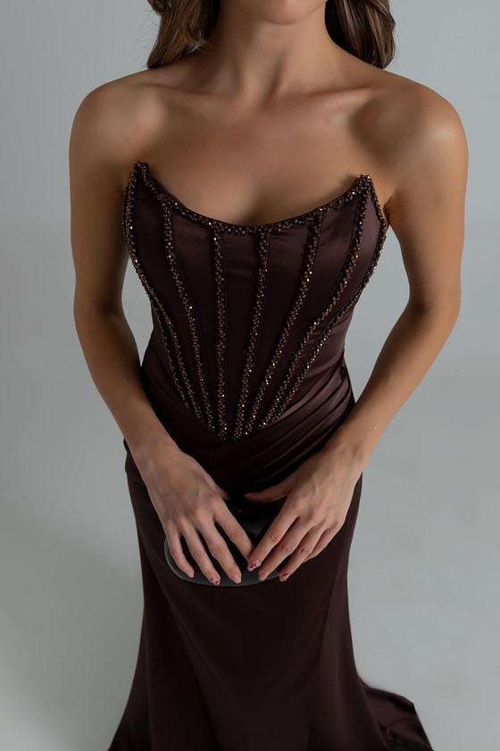 İşlemeli Saten Anvelop Abiye - KAHVERENGİ