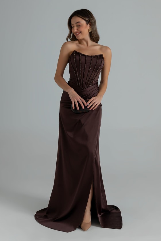 İşlemeli Saten Anvelop Abiye - KAHVERENGİ