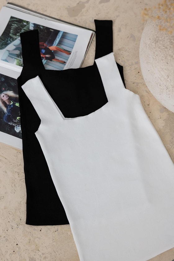 Kare Yaka Atlet - SİYAH