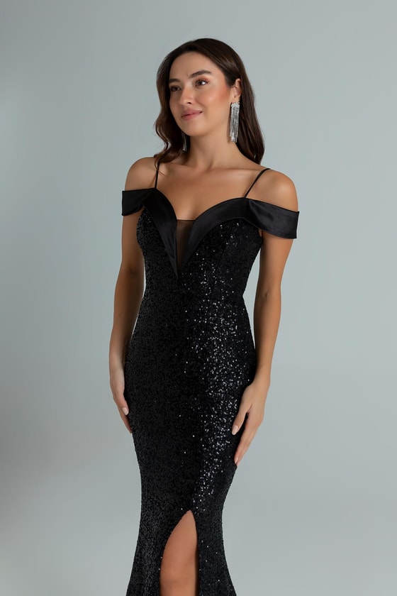 Saten Detay Pullu Abiye - SİYAH