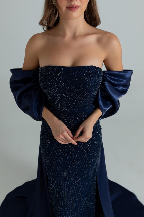 Sırt Fiyonk İşlemeli Abiye - LACİVERT