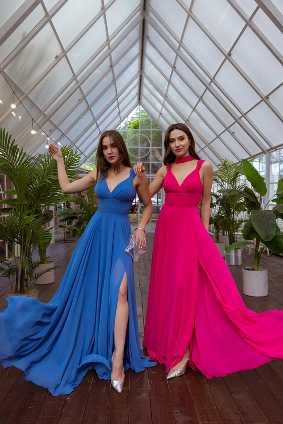 Sırtı Fiyonklu Yırtmaçlı Abiye - FUŞYA