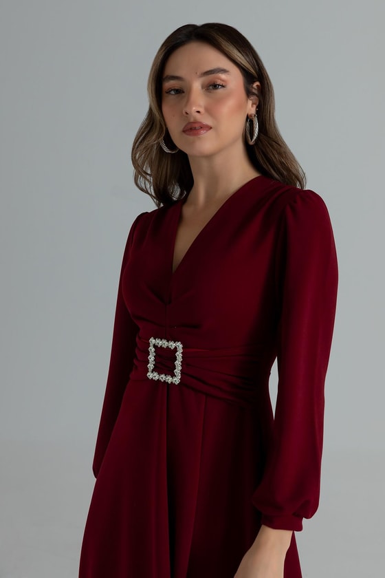 Taş Tokalı Yırtmaçlı Midi Elbise - BORDO