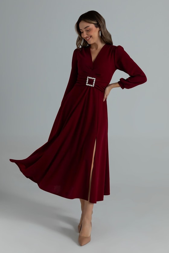Taş Tokalı Yırtmaçlı Midi Elbise - BORDO