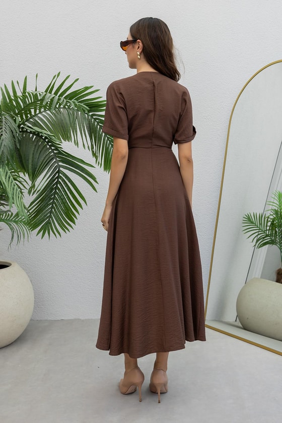 V Yaka Cepli Elbise - KAHVERENGİ