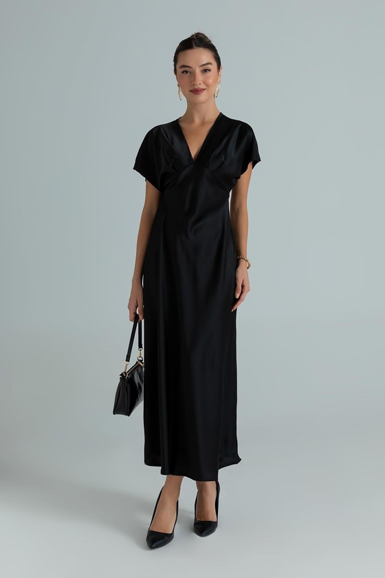 V Yaka Saten Elbise - SİYAH