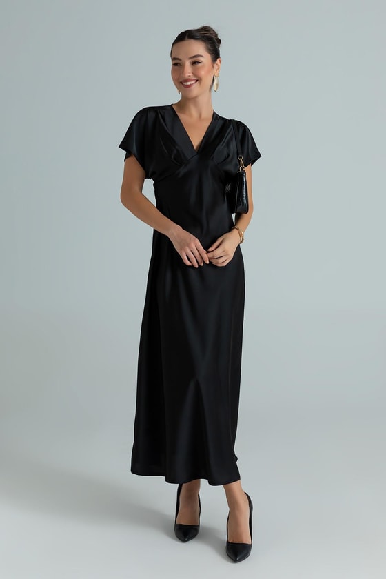 V Yaka Saten Elbise - SİYAH