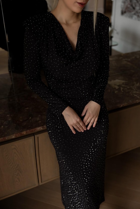 Vatkalı Işıltılı Elbise - SİYAH