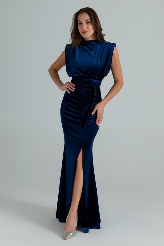 Yaka Dökümlü Kadife Abiye - LACİVERT