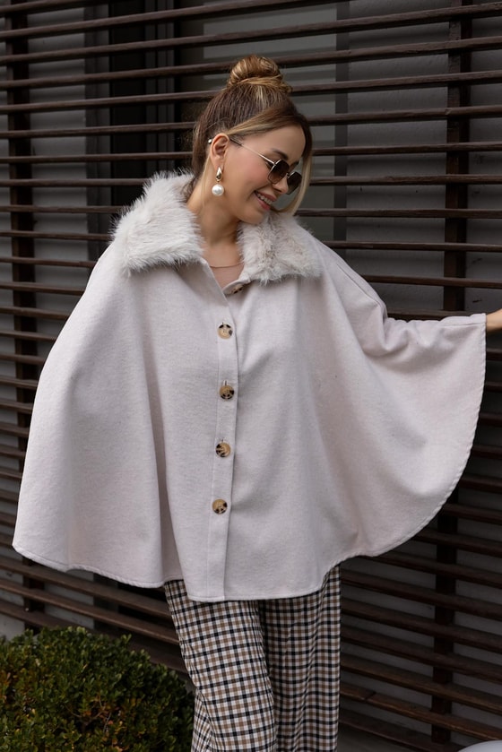 Yaka Kürklü Kemerli Panço - EKRU