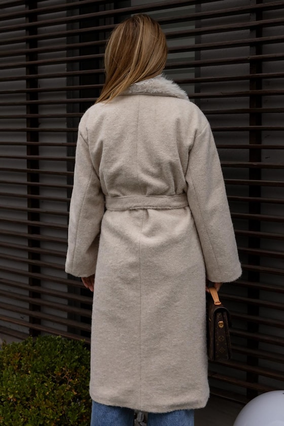 Yaka Kürklü Kuşaklı Kaban - KREM