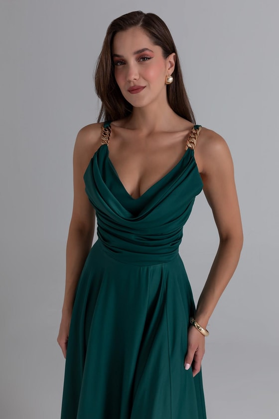 Zincir Askılı Şifon Abiye - ZÜMRÜT YEŞİL