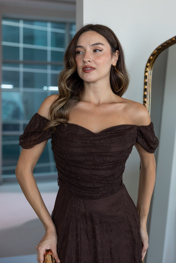 Drape Detaylı Dantel Abiye - KAHVERENGİ