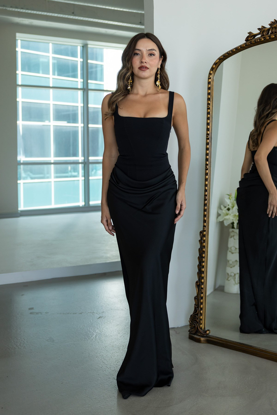 Drape Detaylı Maxi Abiye - SİYAH