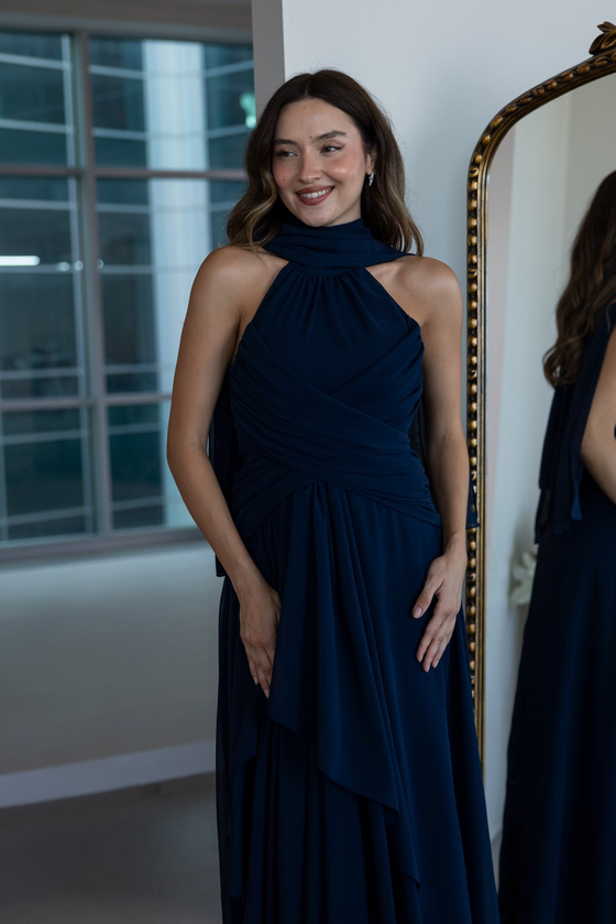 Halter Yaka Drape Detaylı Abiye - LACİVERT