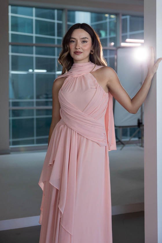 Halter Yaka Drape Detaylı Abiye - SOMON