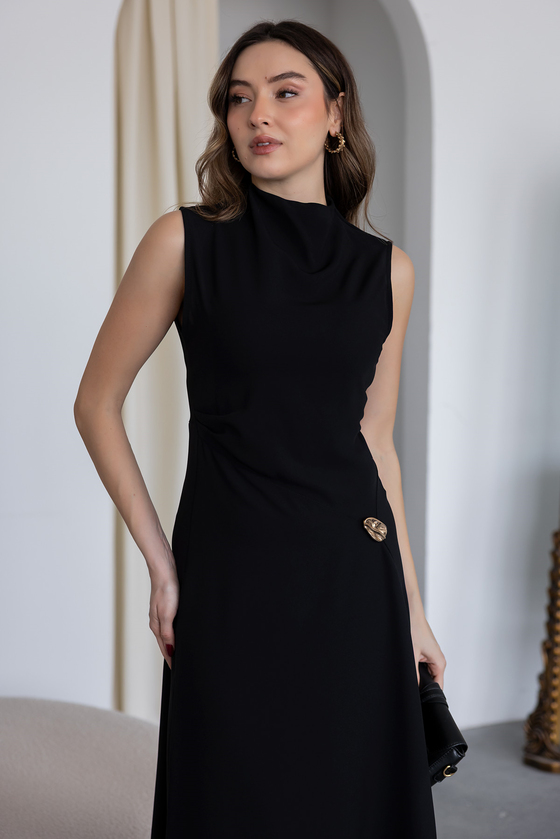 Sıfır Kol Aksesuarlı Elbise - SİYAH
