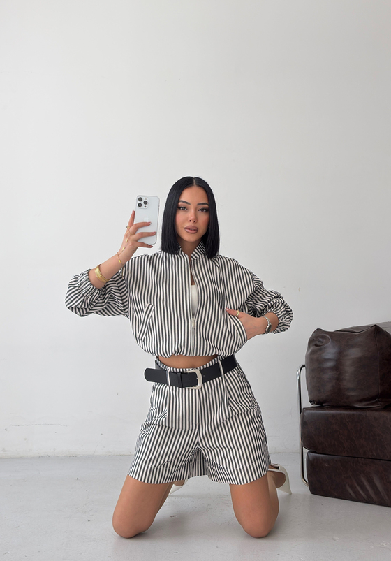 Çizgili Oversize Bomber Beyaz Ceket