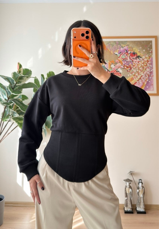 Korse Detaylı Bağcıklı Sweatshirt Siyah