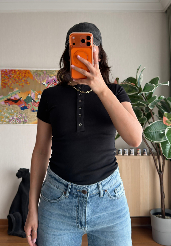 Sare Çıtlı Basic T-Shirt Siyah
