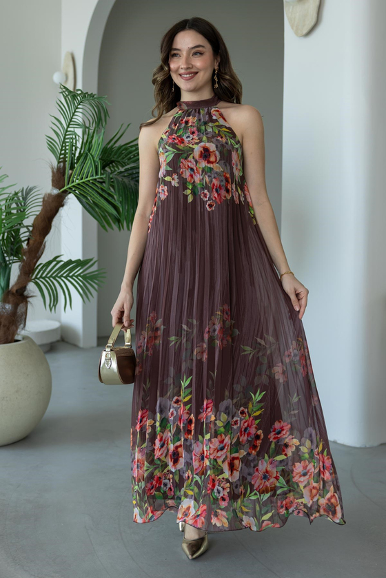 Halter Yaka Pileli Şifon Elbise - KAHVERENGİ