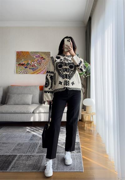 Eiko İşlemeli Ceket Bej