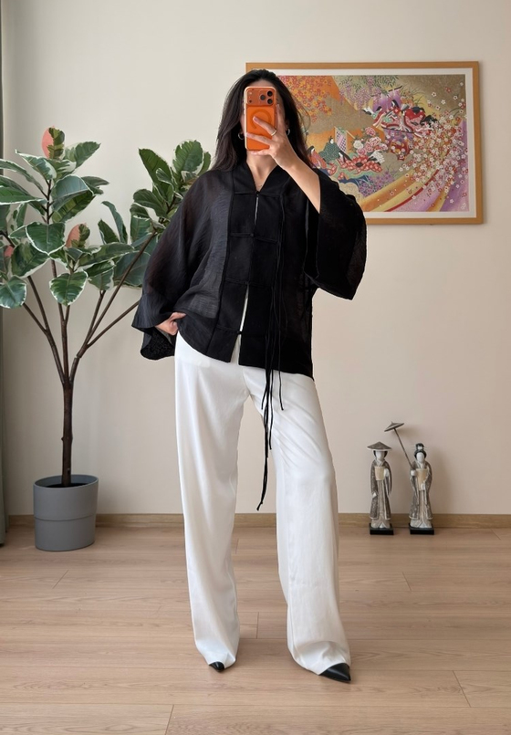 Kasumi Brit Düğmeli Kimono Siyah