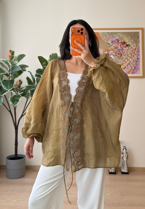 Kinu Dantel Detaylı Bağlamalı Kimono Olive