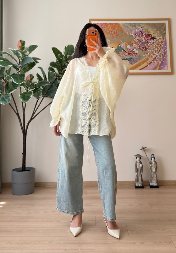 Kinu Dantel Detaylı Bağlamalı Kimono Sarı