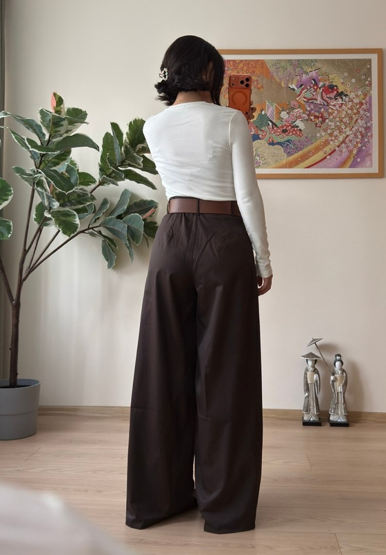Kiyo Plikaşe Kemerli Pantolon Kahve