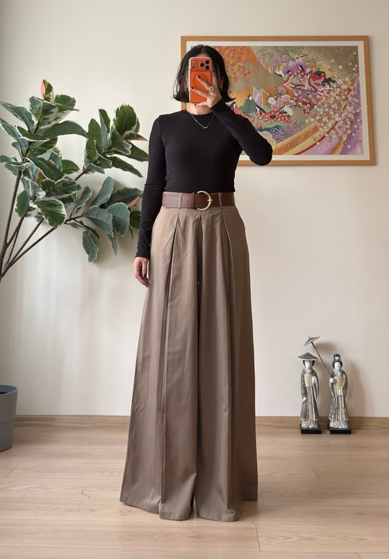 Kiyo Plikaşe Kemerli Pantolon Vizon