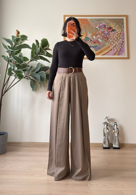 Kiyo Plikaşe Kemerli Pantolon Vizon