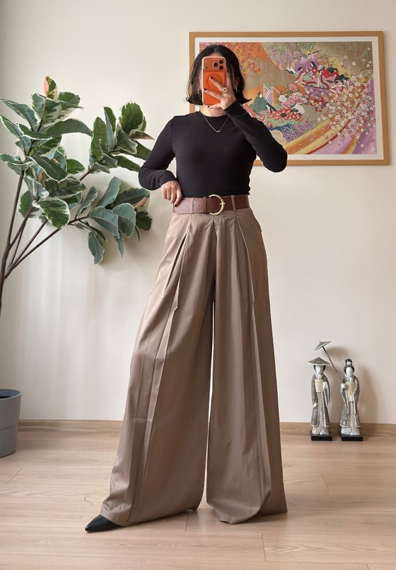 Kiyo Plikaşe Kemerli Pantolon Vizon