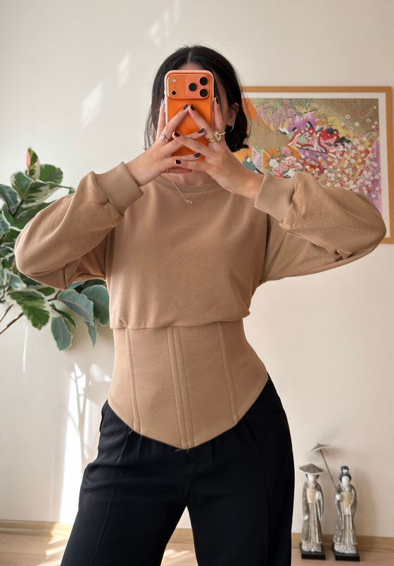 Korse Detaylı Bağcıklı Sweatshirt Vizon