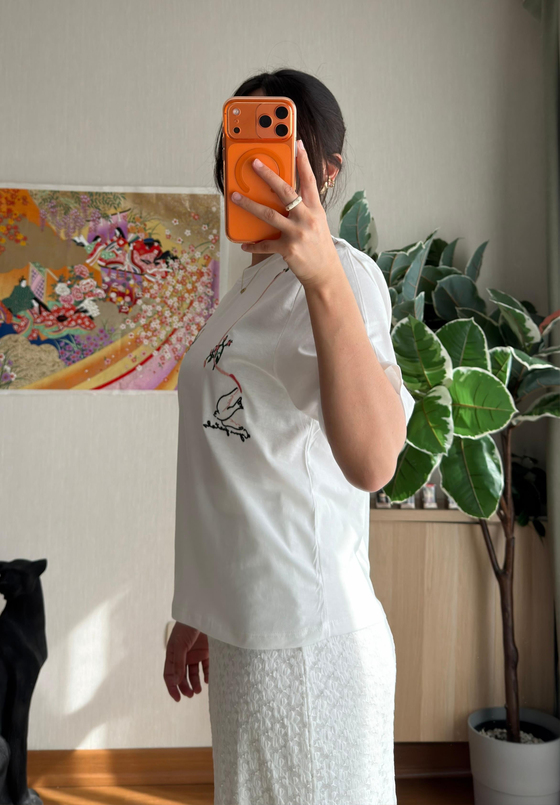 Kuş Nakışlı Basic T-Shirt