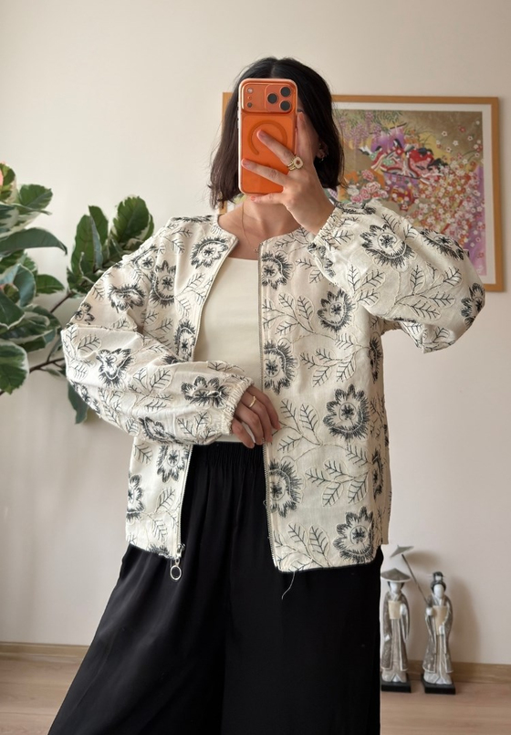 Maika Nakışlı Keten Bomber Ceket Siyah