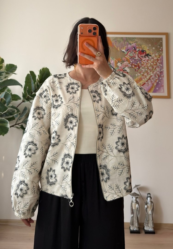 Maika Nakışlı Keten Bomber Ceket Siyah