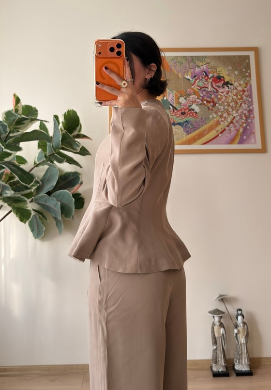 Metal Düğmeli Peplum Ceket Bej