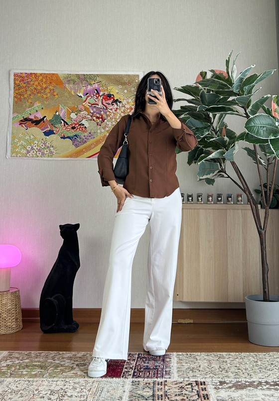 Miho Fit Kesim Düğmeli Gömlek Kahve